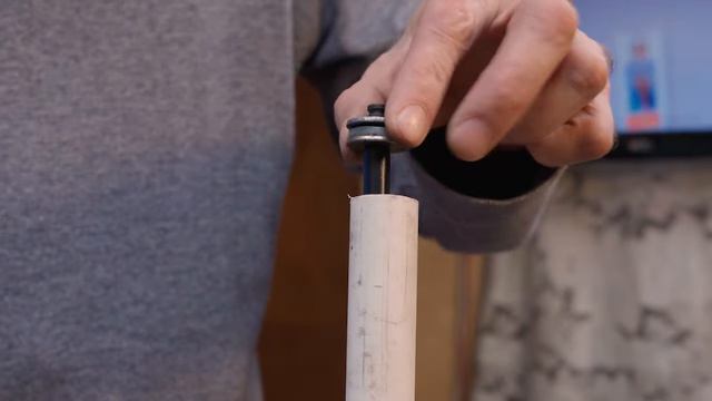 Ремонт офисного кресла. Фиксация Газлифта. Кресло опускается под весом и не поднимается смотреть онлайн