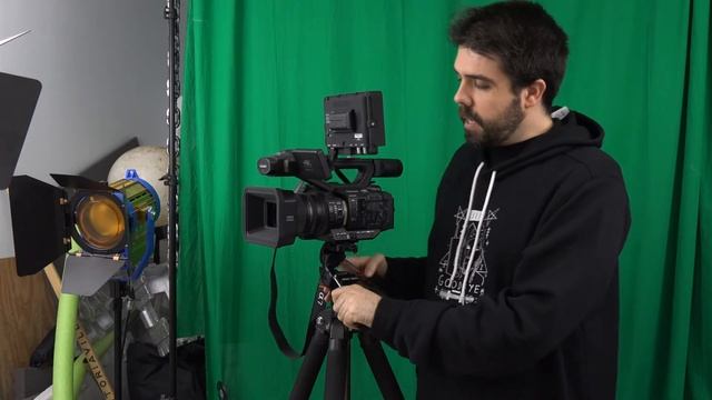 The Panasonic ux180 - CRASH course смотреть онлайн