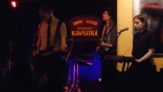 31.0.2018 Никого нет дома - 9 дней _ Солнечный день (Клуб-музей Камчатка) смотреть онлайн