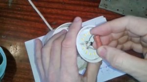 Припаяй СЮДА этот резистор и увеличишь срок службы светодиодной лампочки в 100 раз