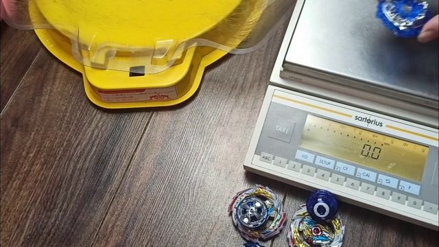 Темпест Дрегон. Флейм против Такара Томи. Бейблейд Берст Спаркинг. Flame vs Takara Tempest Dragon смотреть онлайн