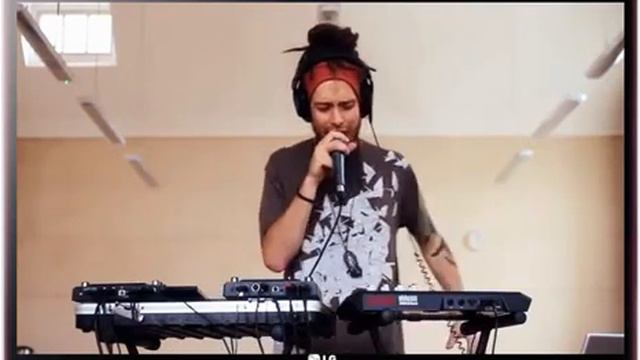 Beatbox Loop Station смотреть онлайн