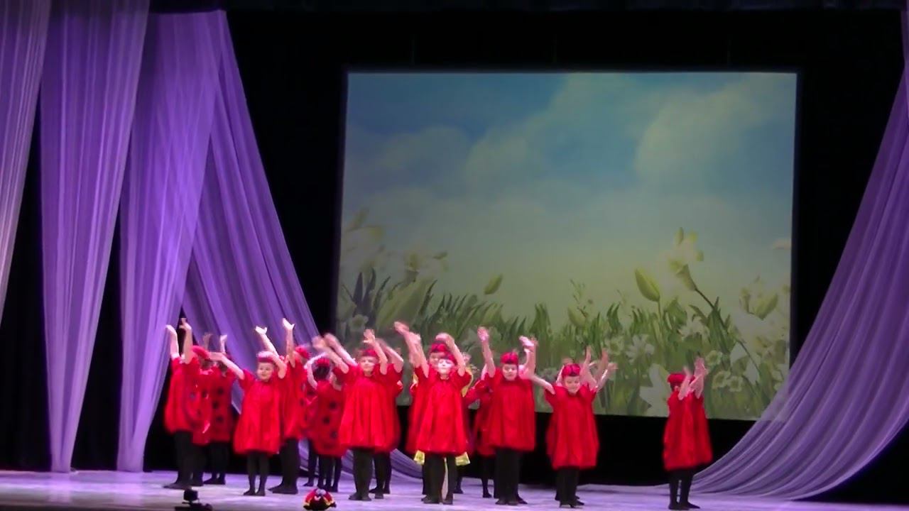 Танец Божья коровка. 1 класс, Школа танца Елены Морозовой. 03.03.2024 смотреть онлайн