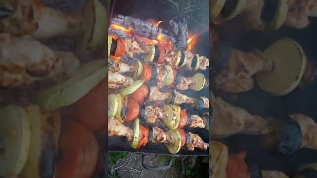 Шашлыки/ Готовим на даче/ Шашлык на даче/ Вкусно и просто смотреть онлайн