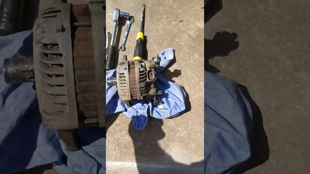 Removing Alternator On Nissan Navara D40 YD25