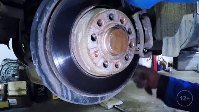 Ремонт Volkswagen Passat! Замена колодок и дисков смотреть онлайн