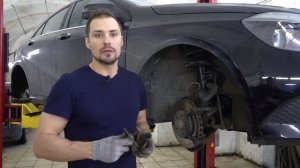 MERCEDES A180 W176 2014 года . Как правильно поменять  колодки,диски, а также воздушные фильтры