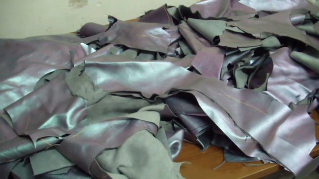 Коробка № АЕ323 Обрезки кожи, наппа МРС смотреть онлайн