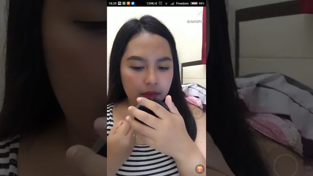 Cewek Sunda cantik live cort mesum... смотреть онлайн
