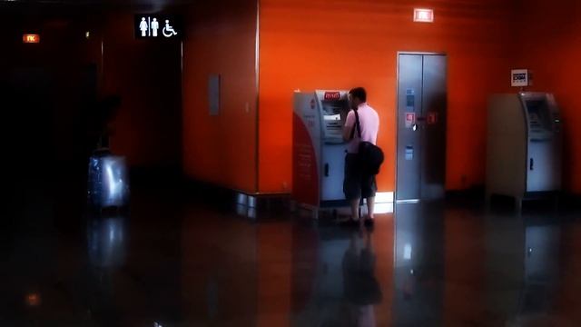 Первый день МАУ в терминале Д МА Борисполь смотреть онлайн