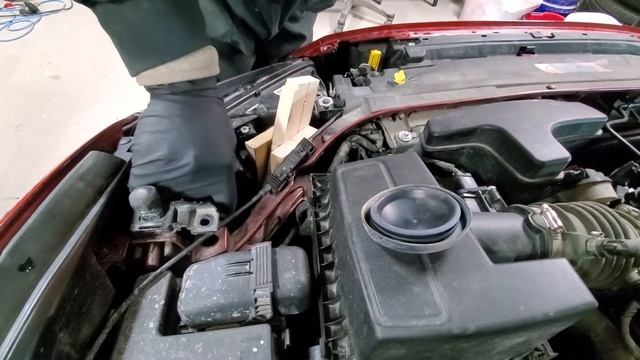 How to replace low beam and running light bulb on Ford Fusion bumper on смотреть онлайн