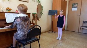 А.Спадавеккиа, сл.Е.Шварца  Добрый жук из к/ф Золушка
