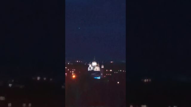 НЛО, беспилотник или квадракоптер? Магнитогорск! 25.04.2022 год смотреть онлайн