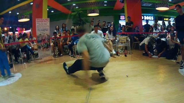 BATYS & BURGER CLUB,Уральск,BORJOMI.42 размер,city center,Свадьба,Burger Club смотреть онлайн