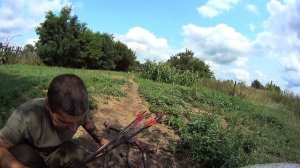 Как стрелять стрелами с пластиковым оперением из традиционного лука.