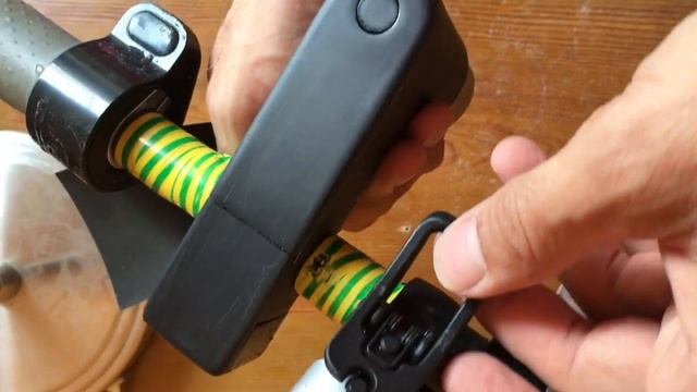 Самокат xiaomi с экраном как у MI band! Полировка царапин на экране! Как убрать царапины на дисплее смотреть онлайн