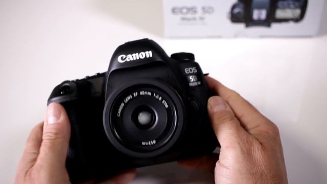Canon 5D Mark IV: Weather Seal | Video Tutorial смотреть онлайн