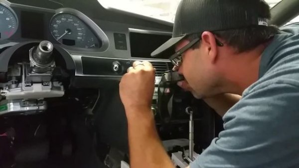 How to Remove Center Dash Air Vent - ( 2007 AUDI S6 / C6 )