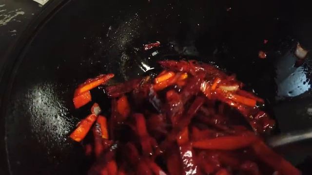 Борщ в казане от Димыча смотреть онлайн