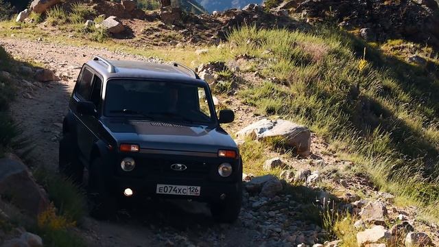 ПУТЕШЕСТВИЕ на АВТОМОБИЛЕ по ГОРАМ КАВКАЗА 4К смотреть онлайн