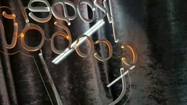 Вывеска из гибкого неона "Кофе с собой" смотреть онлайн