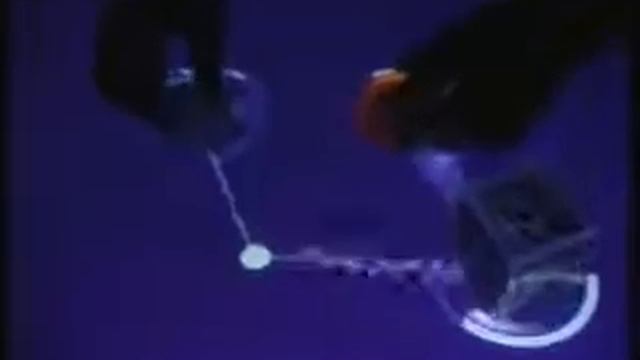 Удивительный музыкальный инструмент Reactable смотреть онлайн