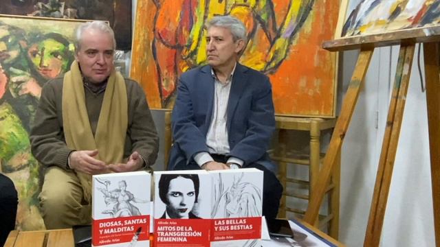 Presentación / Alfredo Arias / La mujer sublime (trilogía) смотреть онлайн