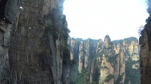 Чжанцзяцзе, Улинъюань парк (те самые горы Аватаров) смотреть онлайн