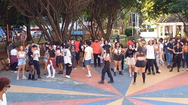 Random Play Dance | XIII Encontro Kpopper | KBE смотреть онлайн