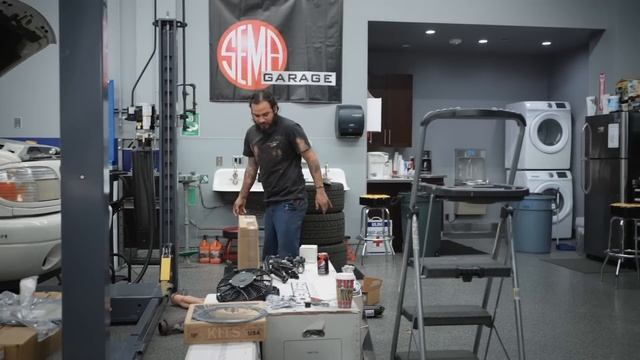 Swapping an L8T Truck Engine into a 1972 Chevy Nova – Pt. 1 | Car Craft TV | MotorTrend смотреть онлайн
