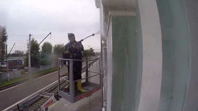 Технологии Karcher – очистка Рижского вокзала в Москве смотреть онлайн