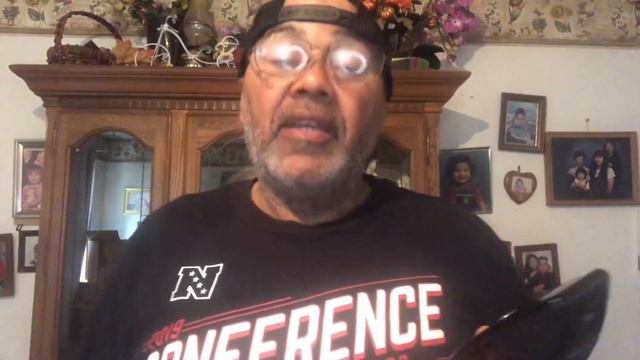 Mercedes Benz- Club Black.