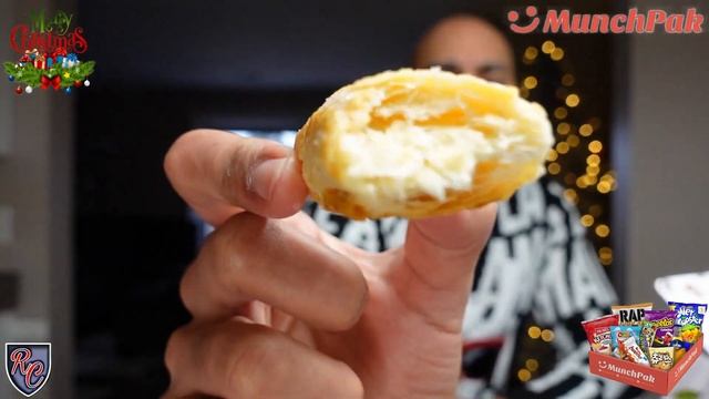 Merry Christmas | Secret Santa Gift | Munchpak Mini Snack Review смотреть онлайн