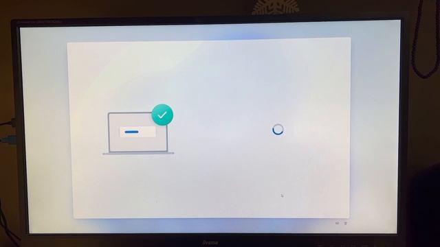 Установка Windows 11 версии 22H2 без интернета и учетной записи Microsoft смотреть онлайн