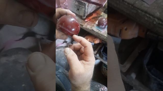 распил бильярдного шара,идеально ровный срез. смотреть онлайн