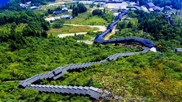 Это интересно. В Китае построили самый длинный эскалатор смотреть онлайн