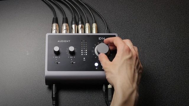 Audient ID14 MkII Обзор. Unboxing