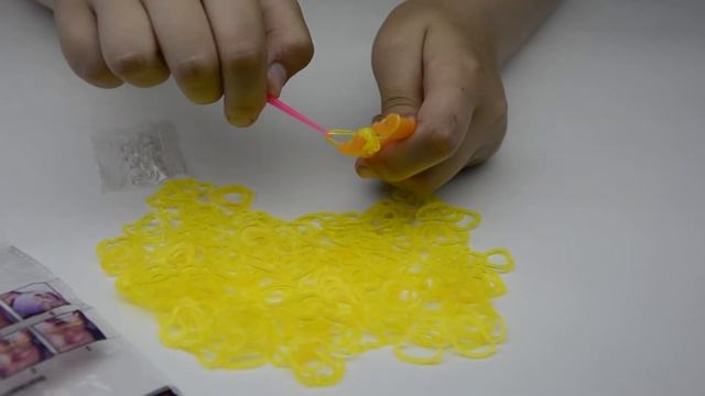 Обычная Цепочка из резинок Rainbow loom Bands | Rainbow Loom Bracelet смотреть онлайн