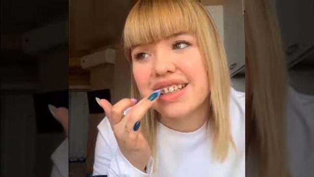Когда спрашиваешь парня «ничего не застряло в зубах ?» и он : смотреть онлайн