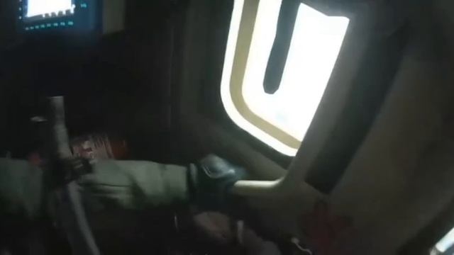 Подрыв БТР ВСУ на мине.mp4 смотреть онлайн