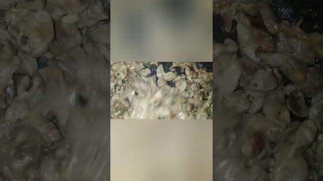 КУРИНЫЕ ЖЕЛУДОЧКИ С ЛУКОМ И ПОМИДОРАМИ ? смотреть онлайн