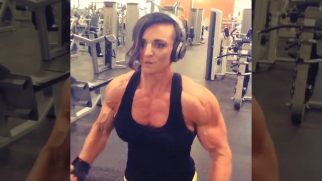 IFBB PRO TARNA ALDERMAN STRONG FEMALE BODYBUILDER HER BICEPS MARGIE MARVELOUS MARTIN