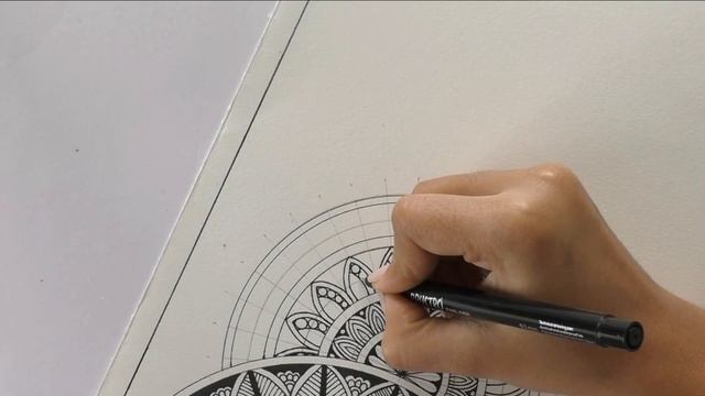 How to Draw Mandala Art || Semi-Circle Mandala || How to draw Mandala for Beginners | Easy mandala смотреть онлайн
