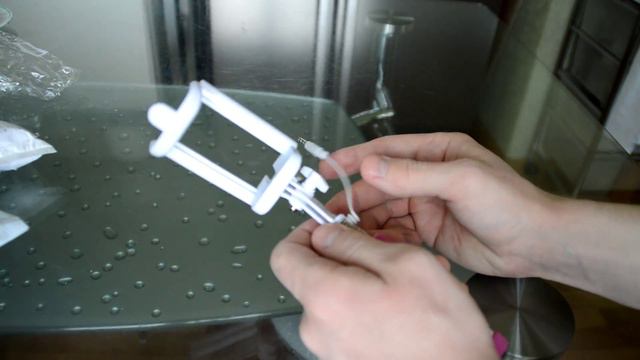 МОНОПОД ДЛЯ СЕЛФИ И ПРИЩЕПКИ ДЛЯ МАНИКЮРА