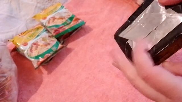 Наши покупки сегодня #батоны #роллтон #масло #куриныеокорочка  #суповойнабор #кофе #приправы #лапы