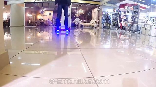 НОВИНКА 2015 - гироскутер SmartWay в ТЦ (видео) смотреть онлайн