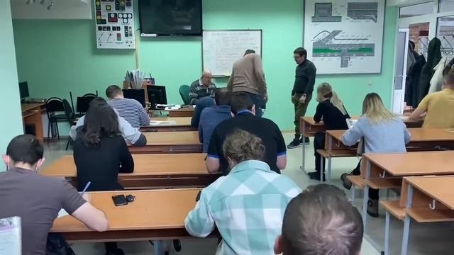 Сдача экзаменов в автошколе смотреть онлайн