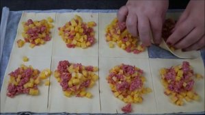 ПИРОЖКИ на СКОРУЮ РУКУ из СЛОЁНОГО ТЕСТА с КАРТОФЕЛЕМ И МЯСОМ
