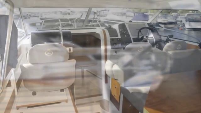 Морской каютный катер Aquador 27 Hard Top для путешествий, семейного отдыха на воде и рыбалки.