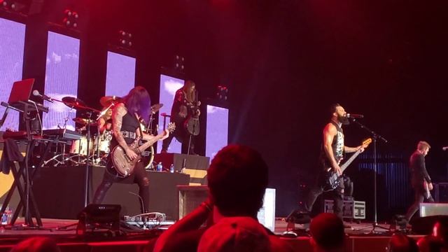Skillet - 